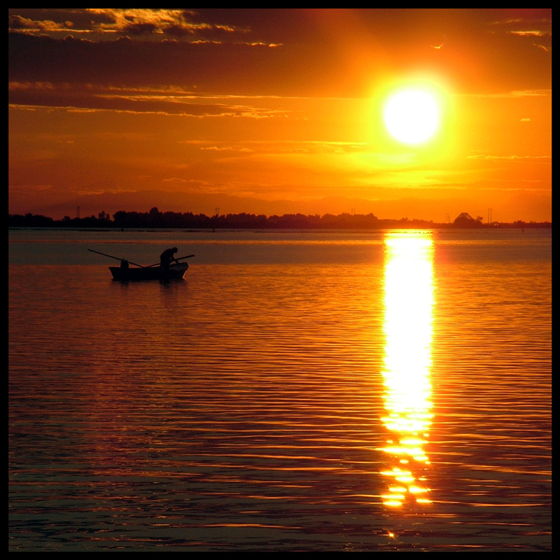 Pescatore al tramonto