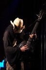 Eric Sardinas.. grande chitarrista blues al concerto di San Sevirino Blues festival