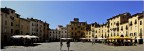 Lucca  - piazza anfiteatro
Samsung Digimax Pro 815
Unione di 3 scatti