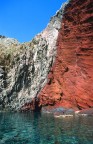 Isola di Capraia
Pentax MZ3 con Pentax zoom FA 28-105/4,5-5,6    Fuji Velvia 
Scanner Minolta Dimage Scan 5400