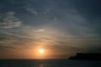 Un tramoto visto da Sturla, sullo sfondo Boccadasse