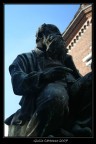 Statua di Mos Bianchi, pittore Monzese, in uno scatto di fine agosto effettuato nel centro storico di Monza, sua citt natale.

Critiche, commenti e suggerimenti sempre graditi.