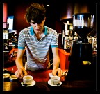 Un ragazzo di Vancouver che ci ha fatto un caffe` niente male :) mi ha stupito! e quindi gli dedico questo ritratto :)

commenti e critiche sono come al solito benvenuti