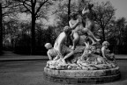 scultura nel parco Ducale di Parma.

Eos 30D + 18-55
iso 400 1/2500 sec  f 5.6