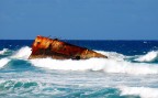 Ci che si vede  quel che rimane del relitto dell'America Star,naufragata sulle coste di fuerteventura nel 1994.