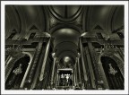 Interno della chiesa. Festa dei tre santi patroni.
Camera Nikon D50 
Digital back/sensor Digital ISO 800
Lens sigma 10-20