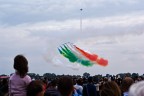 Segue piccolo reportage dello spettacolo eseguito dalla pattuglia delle Frecce Tricolori all'aeroporto di Ferrara, in occasione del Baloons Festival 2008.

Commenti e critiche ben accetti, anche sulle foto che seguono....