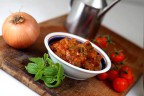 Caponata prodotta dal Papi, che ovviamente ringrazio particolarmente. Sono le mie prime volte nel food stiil-life, consigli?