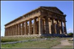 dai Lucani ai Greci e dai Romani fino ad arrivare a  noi .............il  tempio di nettuno