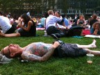 NYC - Lovers in Bryant Park