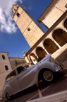 Un HDR era quello che ci voleva per dare il giusto spazio a questo puro capolavoro di meccanica britannica esposto sullo sfondo di un'opera d'arte nostrana, sita a Citt Sant'Angelo (PE), uno dei borghi pi belli d'Italia.