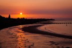 Alba sulla spiaggia di Grado, fine agosto.