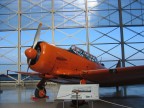 Foto di un veivolo da combattimento nel museo dell'aeronautica militare vicino Roma