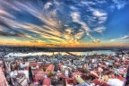 Una prova di un HDR fatta a Istanbul nel mini viaggio di questo ultimo fine settimana.

Unione di tre scatti (-2/0/+2) uniti con photomatix pro e ripassati in CS5