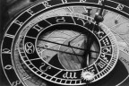 Dettaglio dell'orologio astronomico di Praga

Canon eos 10 - Canon 70-210 - Ilford delta 3200

corretti un paio di buchetti di scansione, nessun fotoritocco