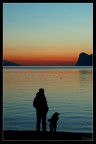 il tramonto!!
Alice guarda il pap che osserva questo magnifico tramonto sul lago di Garda. 

D70 + 18-70 dx

Vi piace?

Grazie

:-) Zila