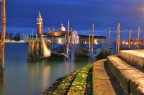 Venezia febbraio 2015...fotocamera poggiata su un gradino,zero elaborazione se non una riduzione per web un po' articolata...