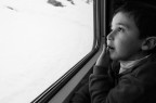 un viaggio in treno lungo la ferrovia retica, il primo incontro con la neve.