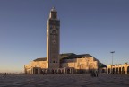 Casablanca .Spianata della grande Moschea. Uno dei luoghi pi affascinanti in cui attendere il crepuscolo e l'arrivo della notte.