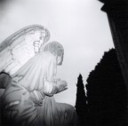 holga, ilford 125 asa

ultima delle riesumazioni holghe (x davvero :D)

staglieno - cimitero monumentale di genova

Suggerimenti opinioni e critiche sempre ben accetti