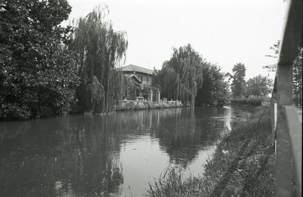 016-20r.jpg