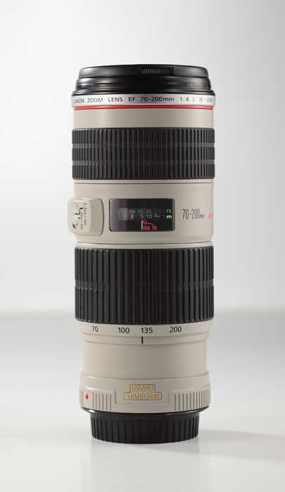 70-200 IS01bas.jpg