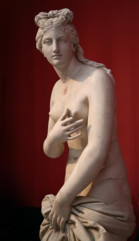 7071_Aphrodite_Canova.jpg