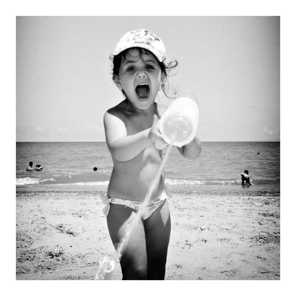76-guerriglia-da-spiaggia.jpg
