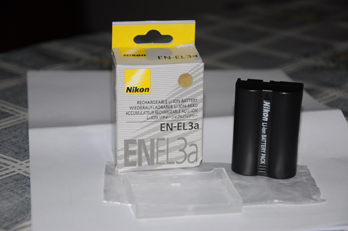 Batteria Nikon Rear.jpg