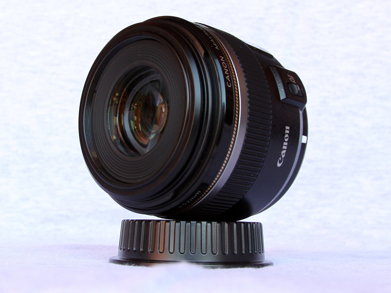 Canon60_800_600.jpg