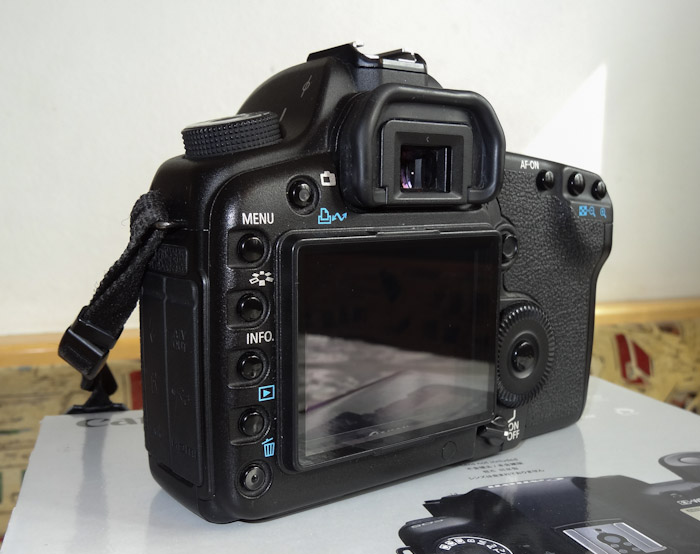 Canon 5D Mark II (10 von 11).jpg