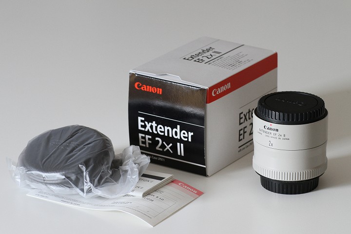 Canon Extender EF 2x II a.jpg