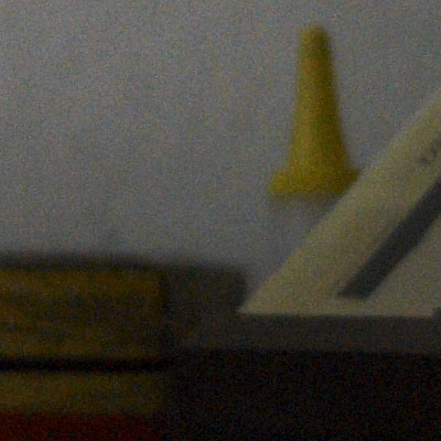 crop2_6400iso.jpg