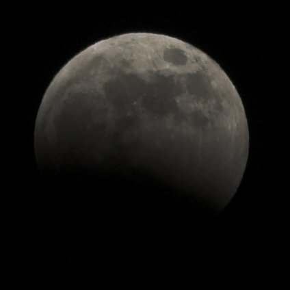 Eclissi_luna-2007-03-03_22-54-22.jpg