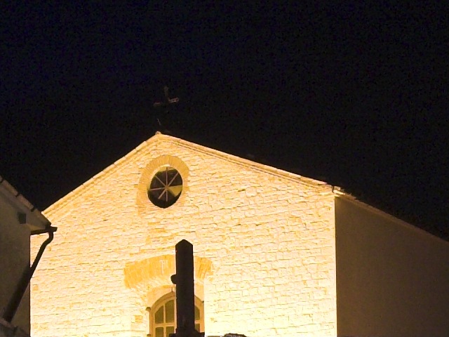 f8_0 crop centro.jpg