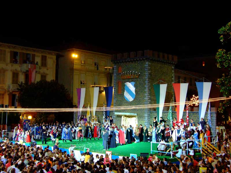 La-corte.jpg