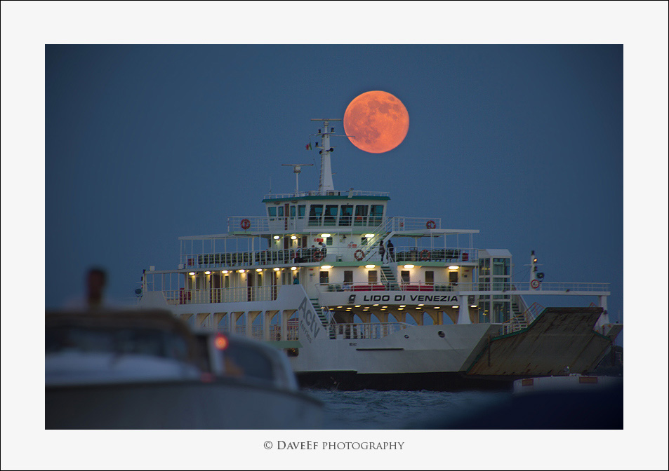luna-rosa-ferryboat-low.jpg