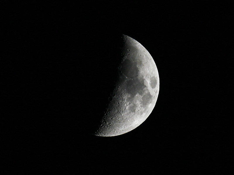 luna 27.11.06.jpg