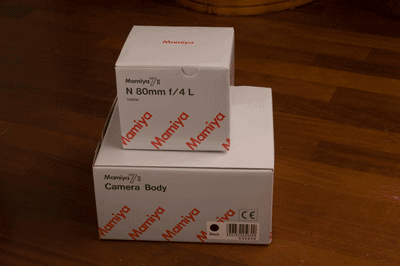 Mamiya-7II-1.gif