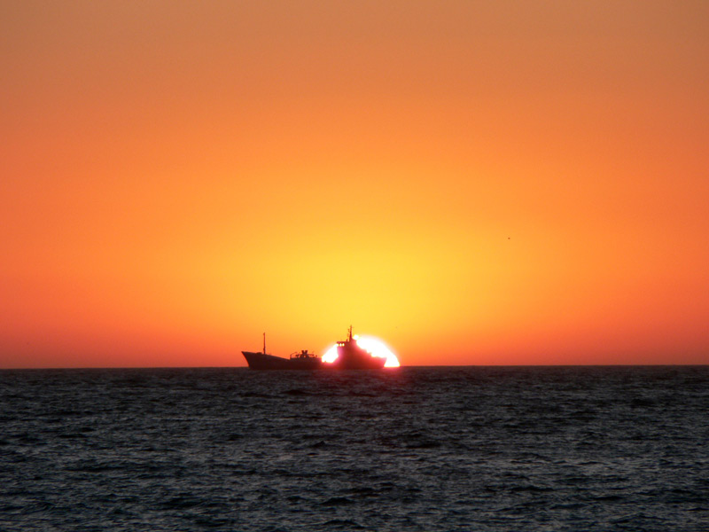 Nave_Tramonto_Cadiz2_mod_90.jpg