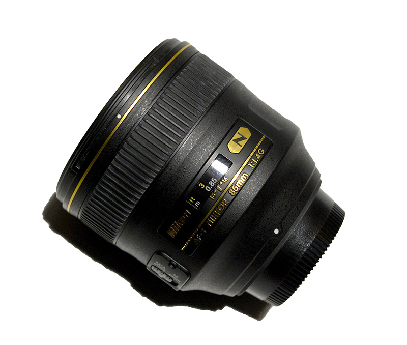 nikon 85-1.jpg
