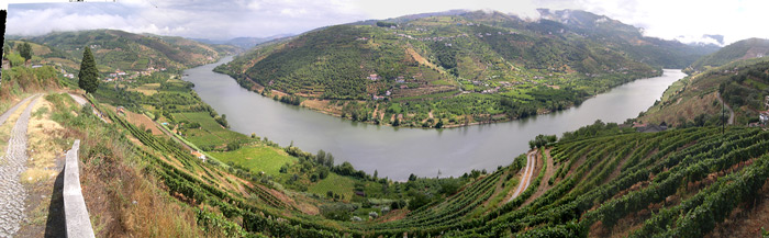 Panorama-Douro-corretto.jpg