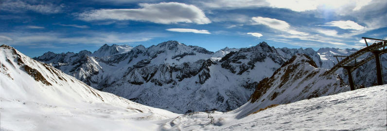 Panoramica cima Bleis.jpg