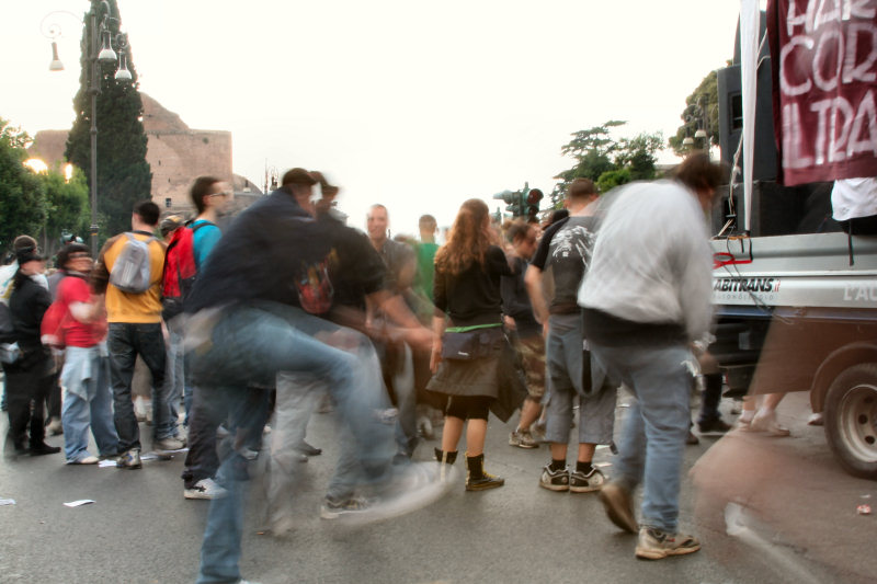 Rave03.jpg