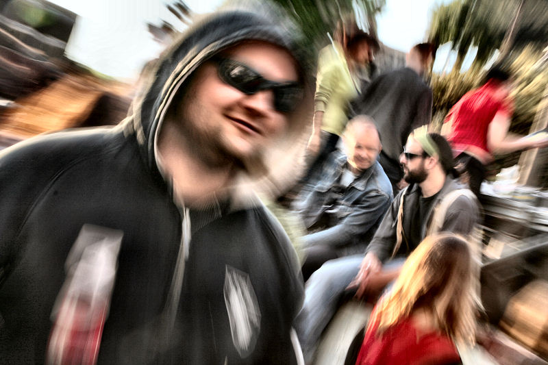 Rave16.jpg
