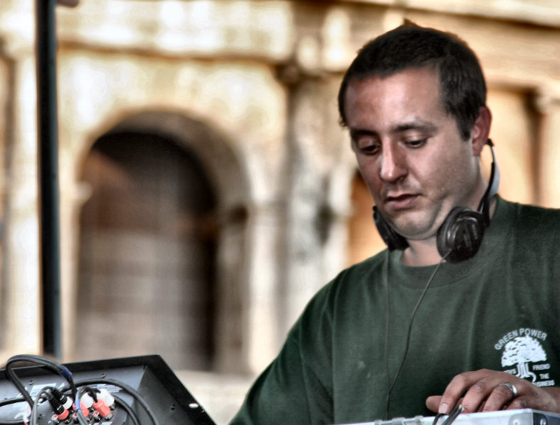 Rave27-DJ.jpg