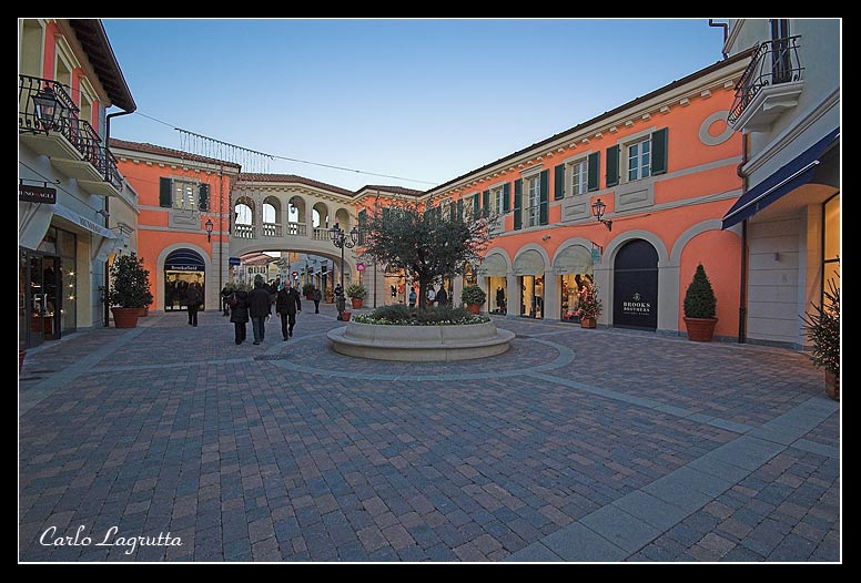Sigma-10-20,-su-10mm-f11.jpg