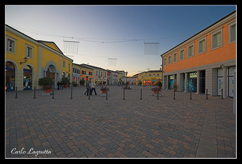 Sigma-10-20,-su-10mm-f9.jpg