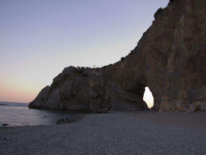 SOTTOESPOSTO-1.jpg
