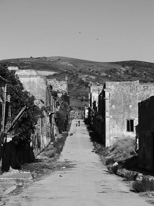 Strada-principale.jpg